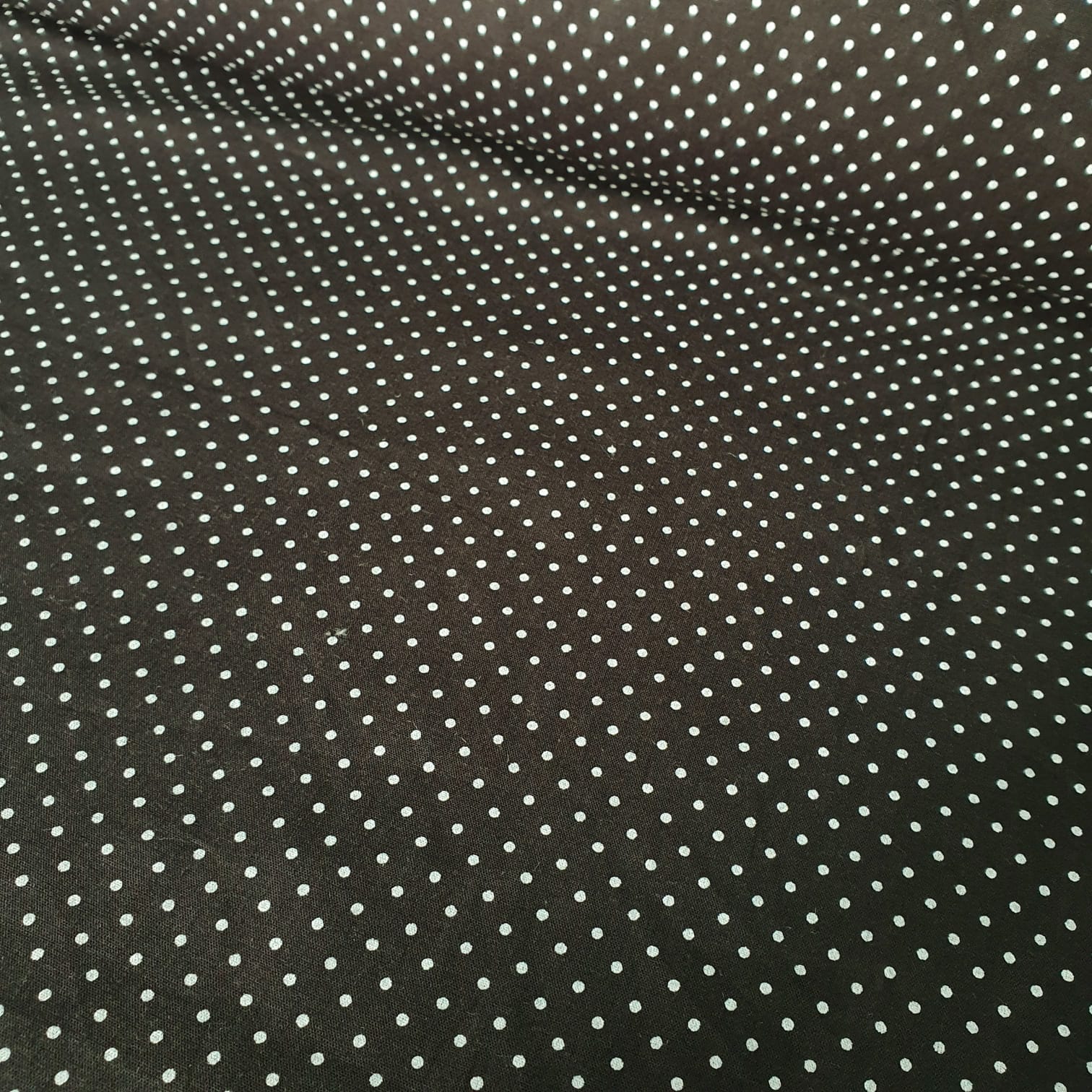Tricoline Poá Pequeno Preto e Branco 10 Metros