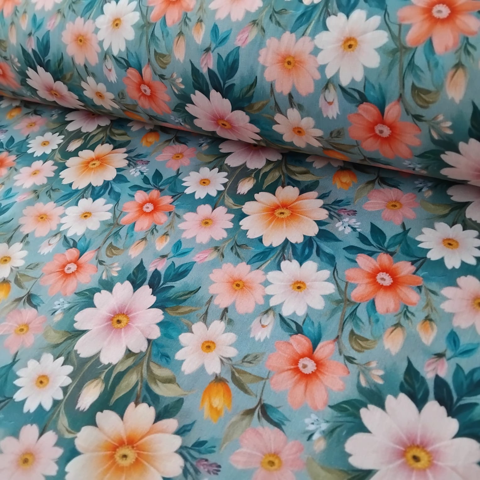 Tricoline Floral Fundo Azul 5 Metros
