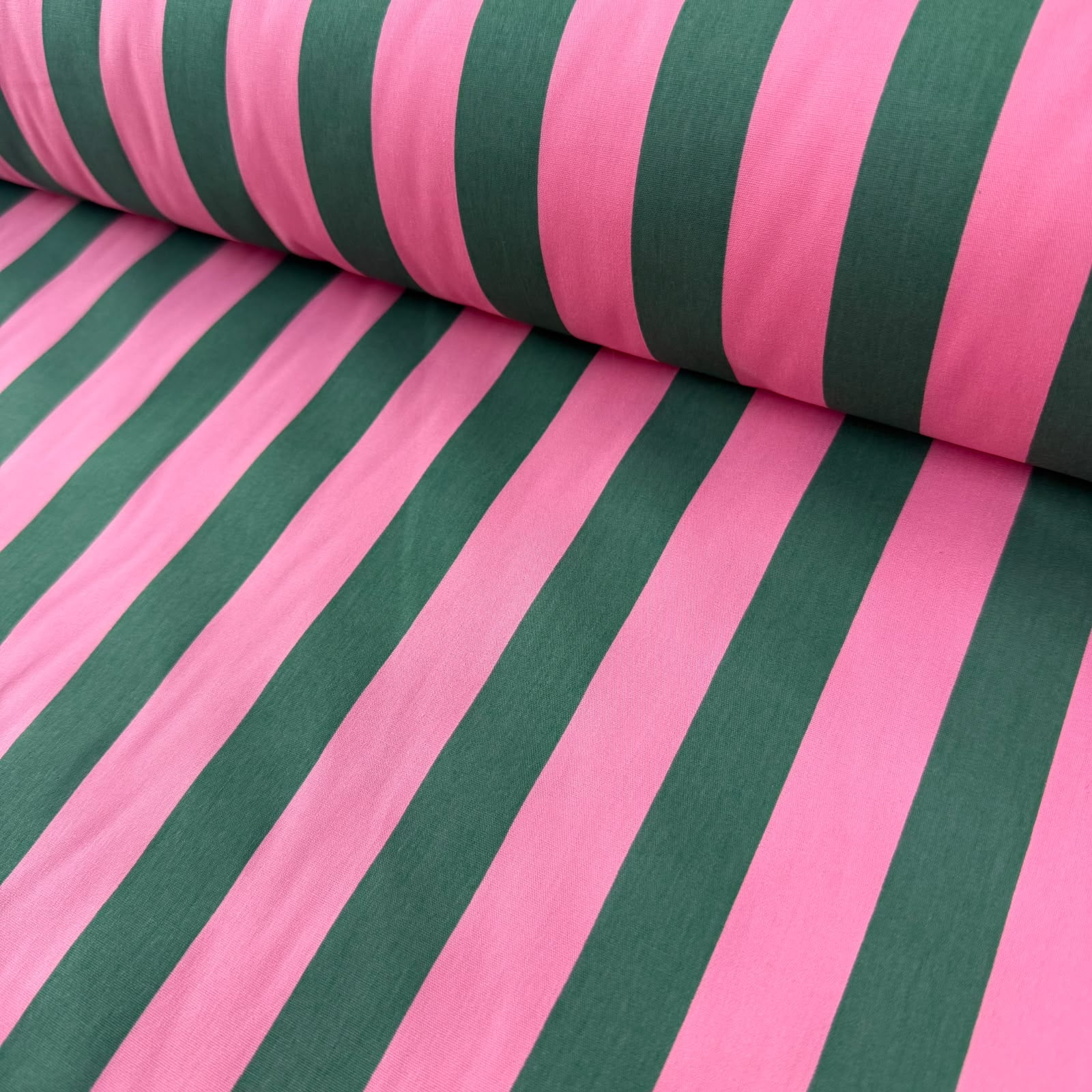 Tricoline Listras Grandes Pink com verde 5 Metros   