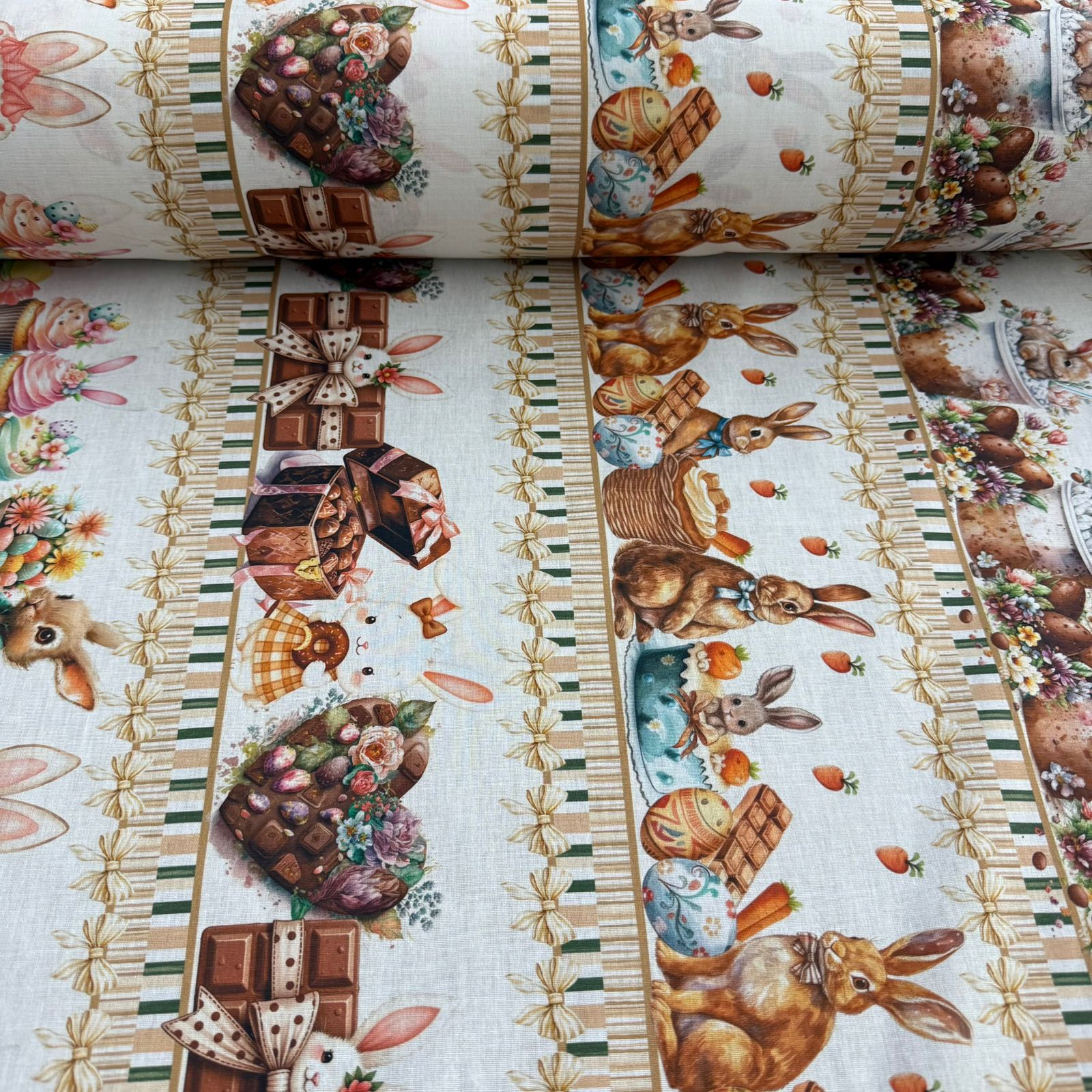 Tricoline Páscoa Barrado Doces 5 metros 