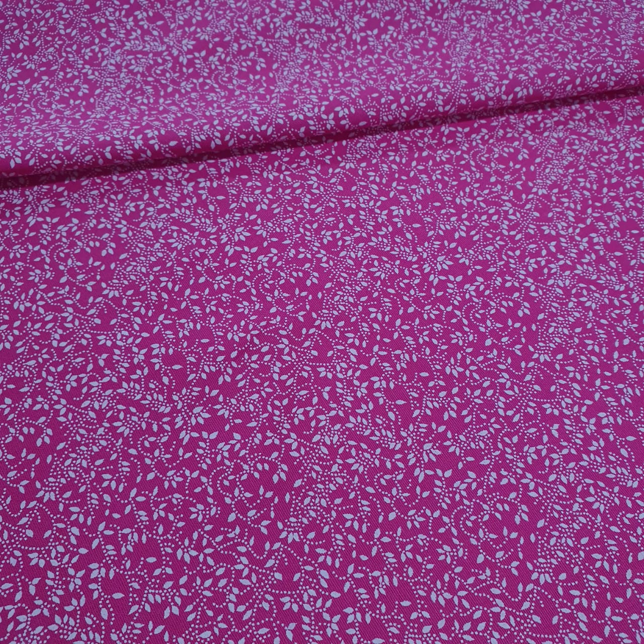 Tricoline Raminhos Pink BB 10 metros 