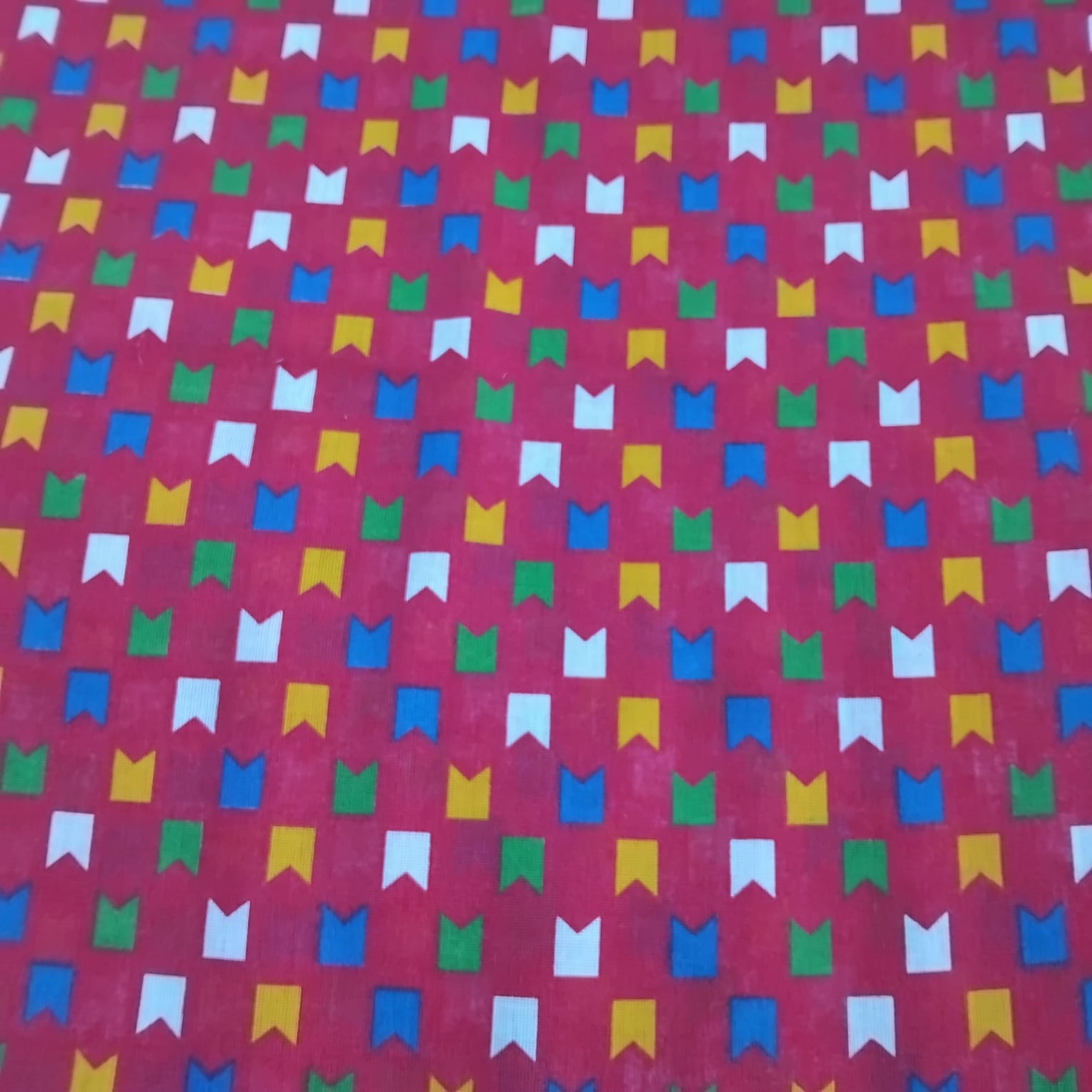 Chita Algodão Festa Junina Bandeirinha Fundo Vermelho