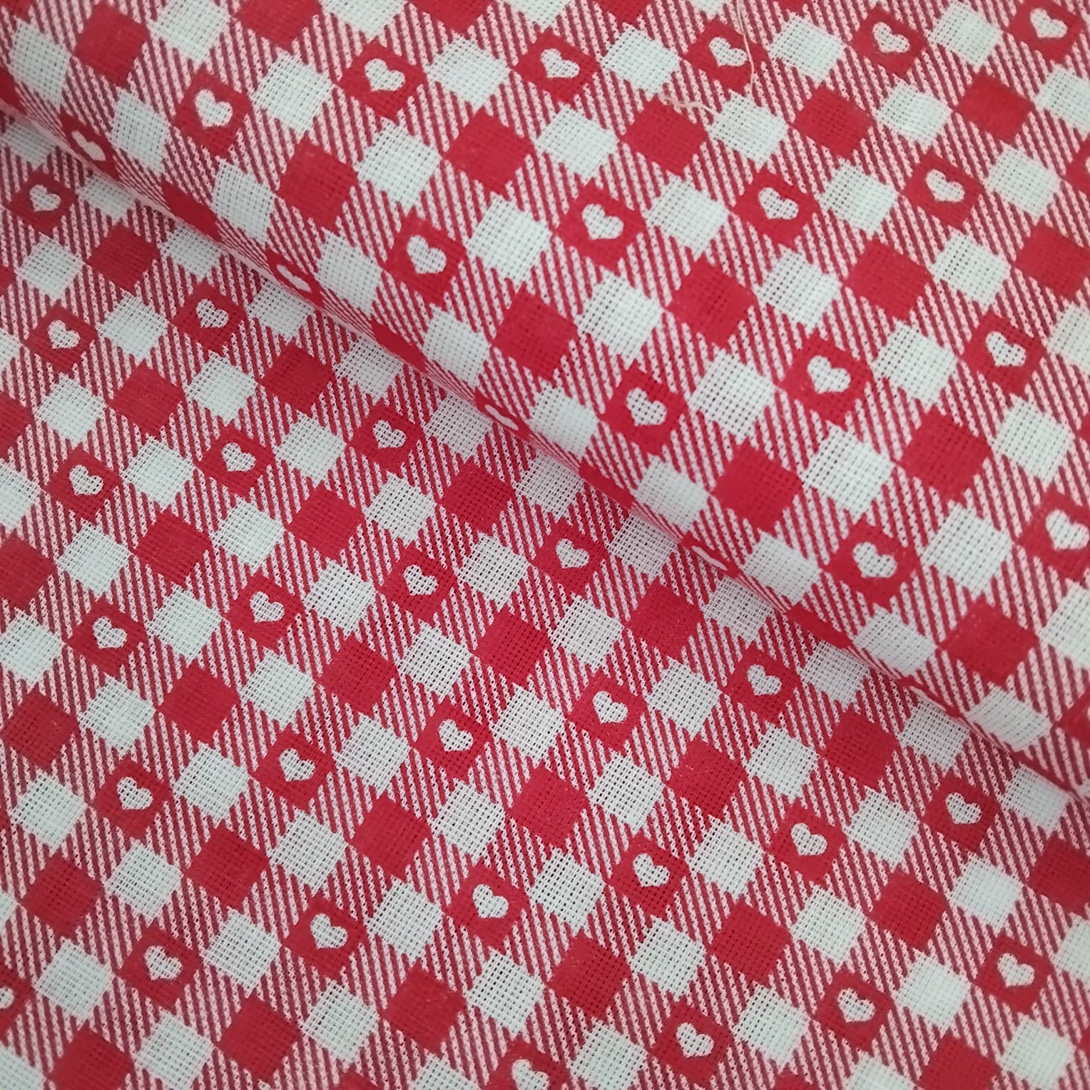 Chita Algodão Xadrez Coração Vermelho