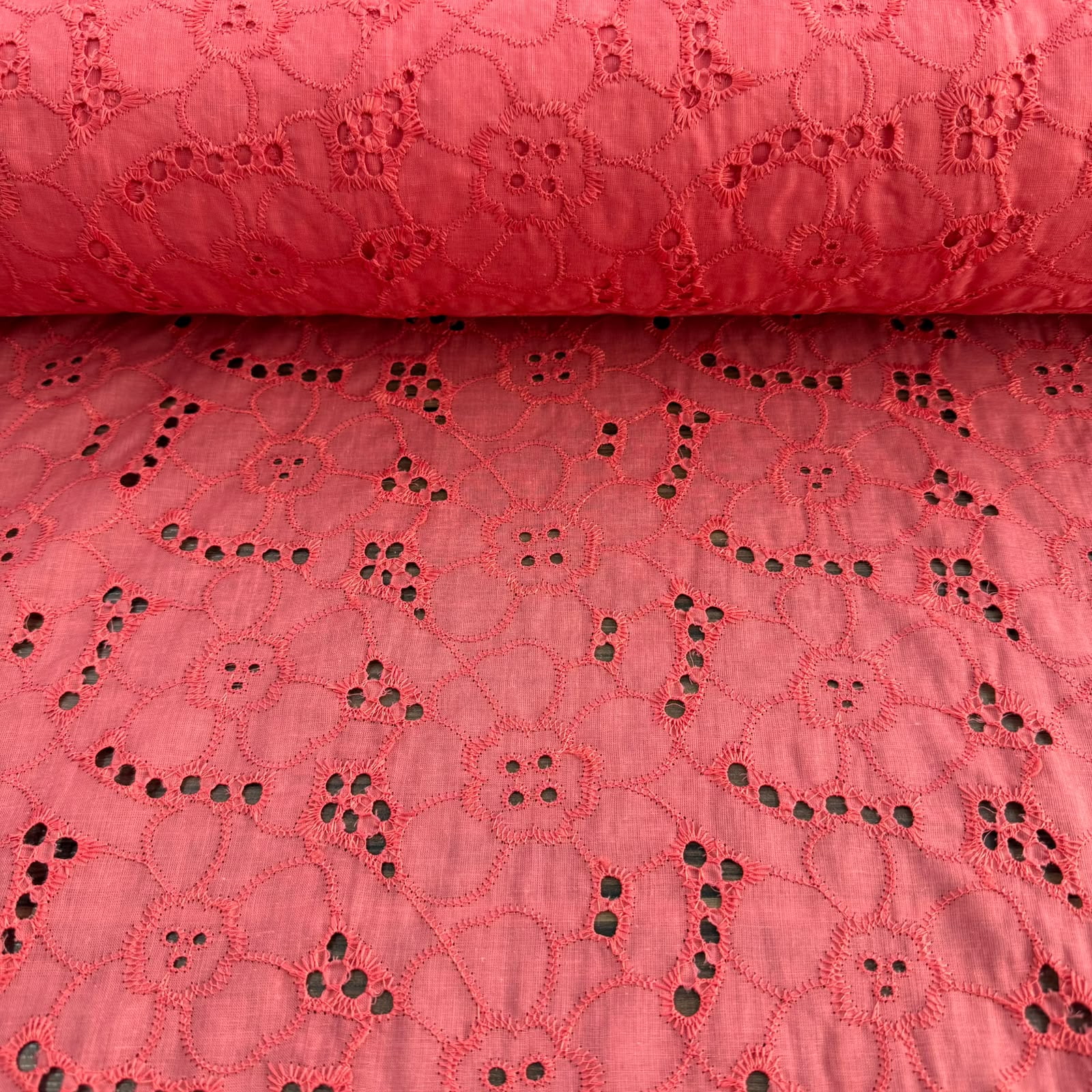 Laise Bordada Coral