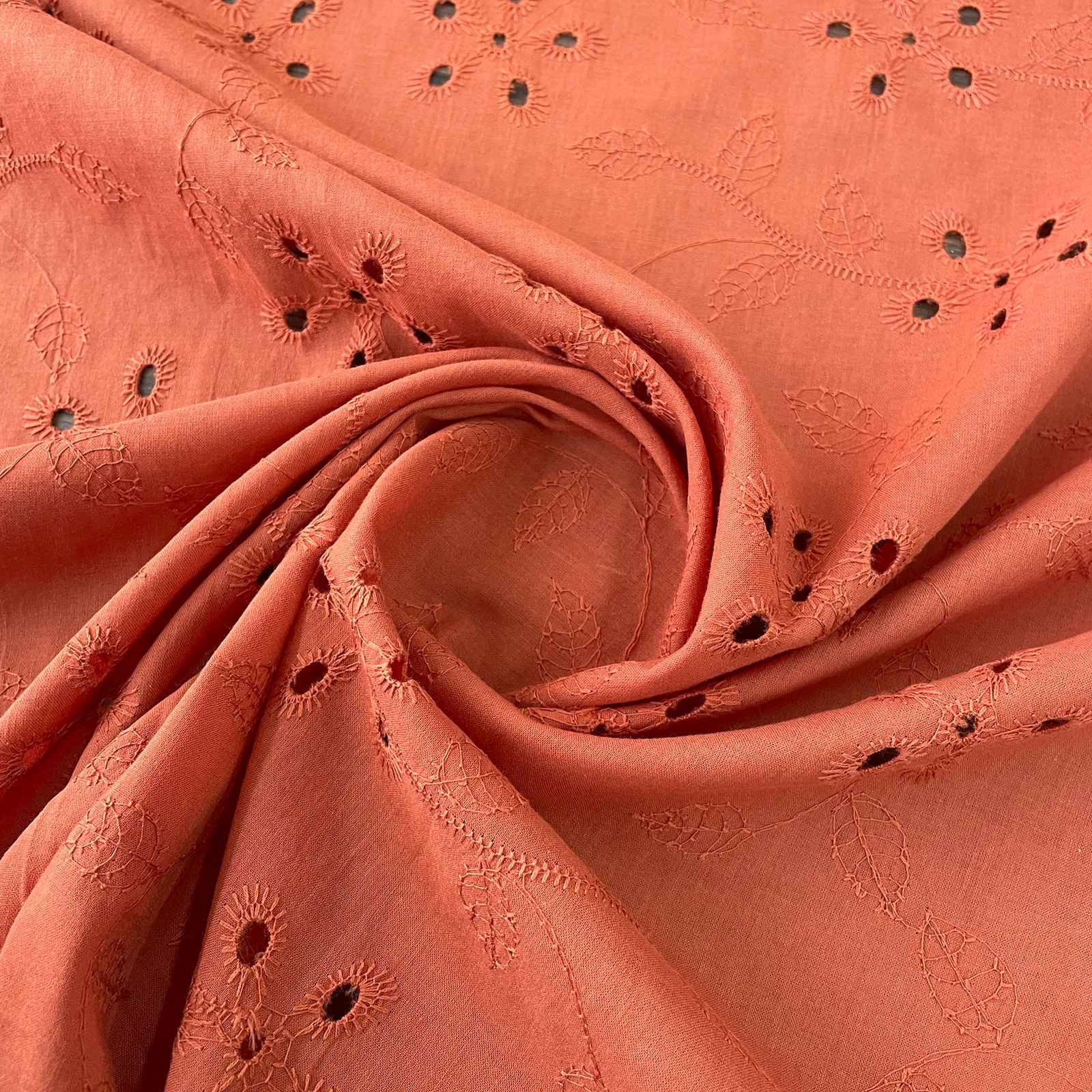 Laise Bordada Terracota