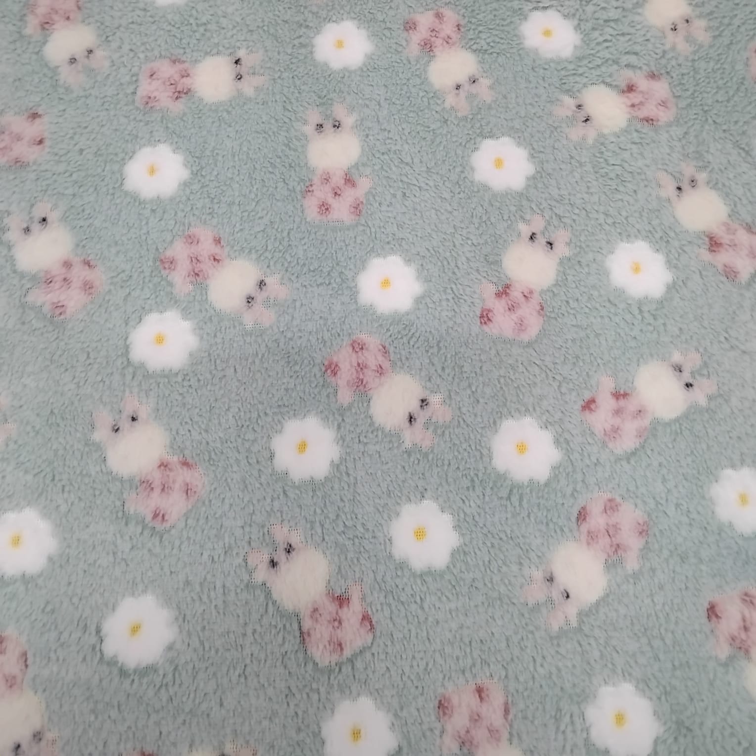 Manta Fleece Girafa Fundo Verde Claro