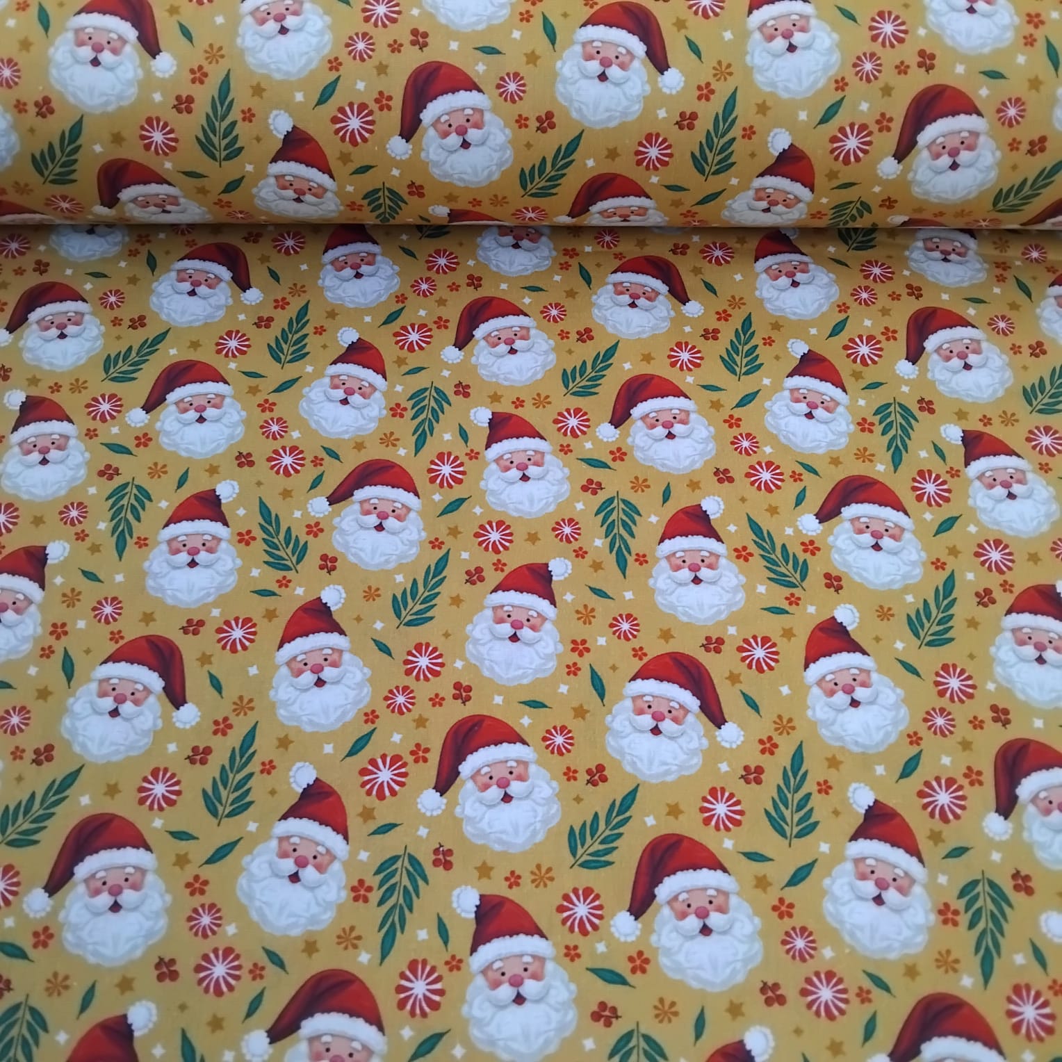 Tricoline De Natal Papai Noel Amarelo