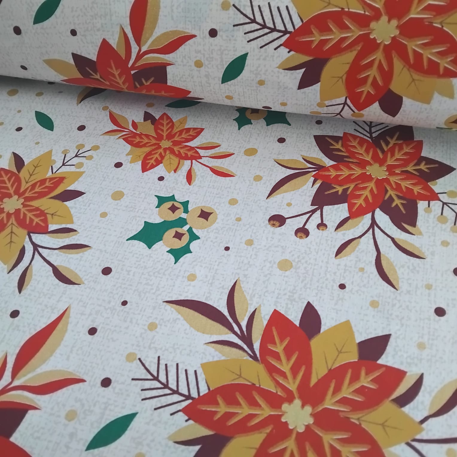 Tricoline flor de Natal Fundo Creme