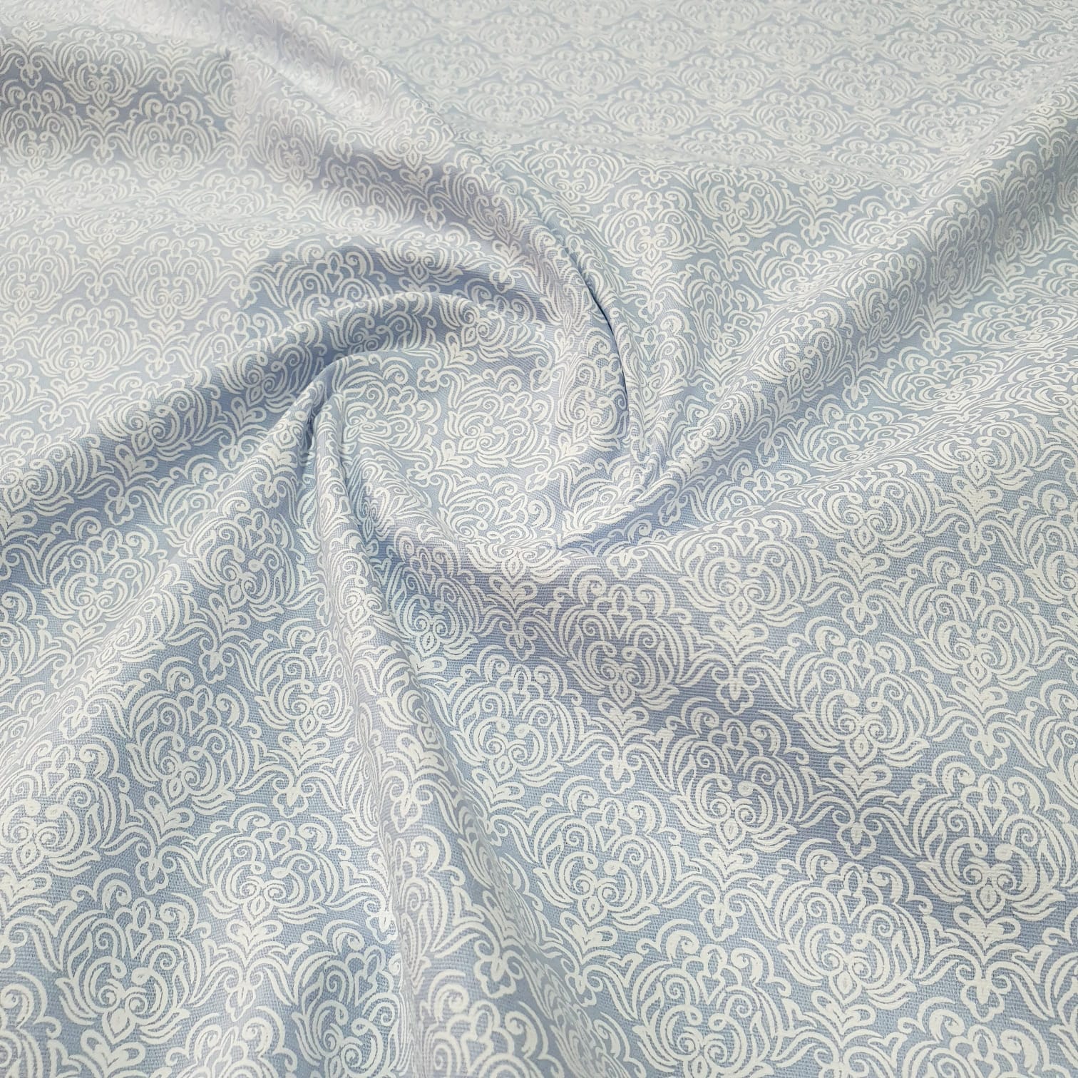 Tricoline Arabesco Novo Azul Bebê