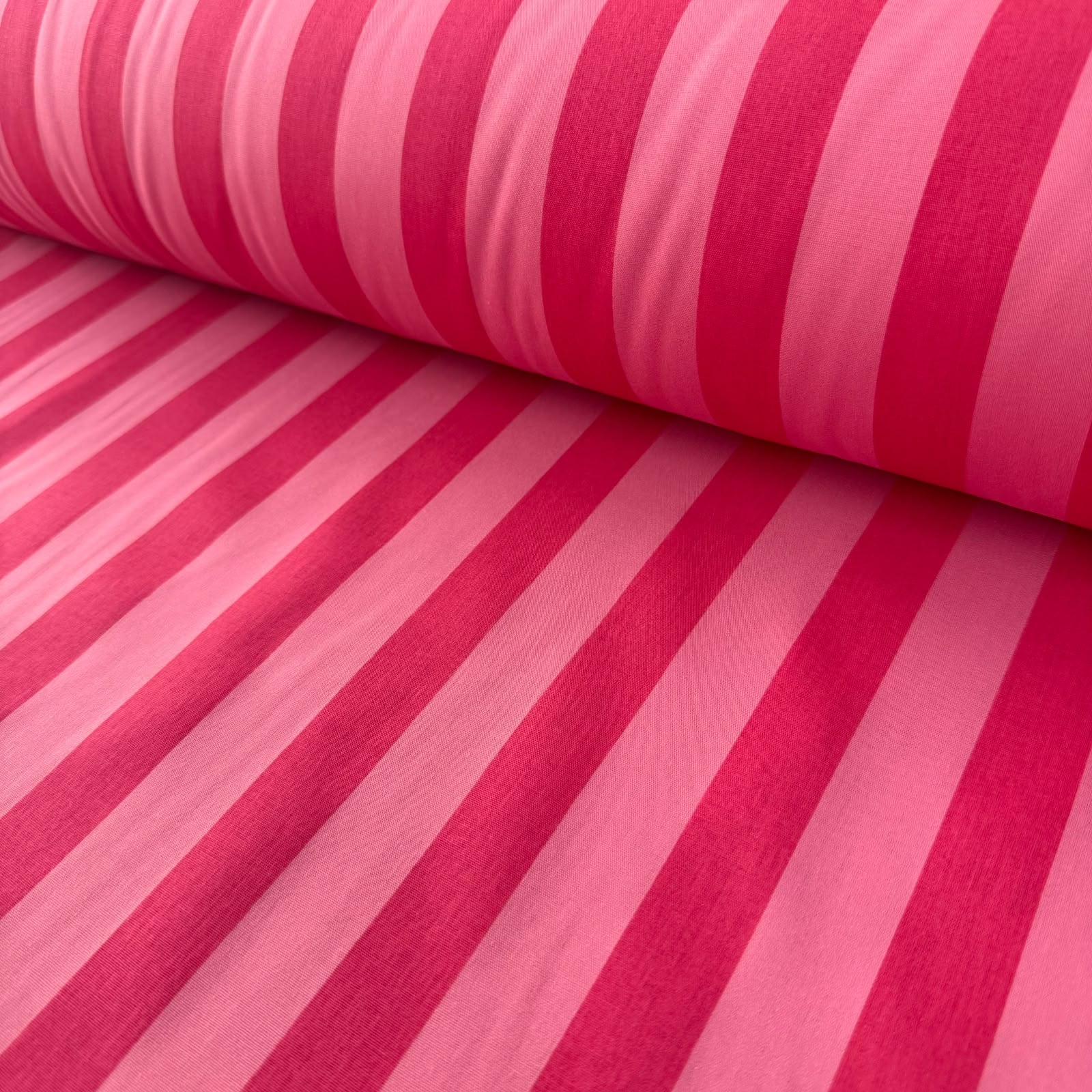 Tricoline Listras Grandes Pink